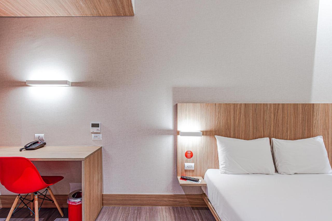 Hotel Moov Куритиба Экстерьер фото